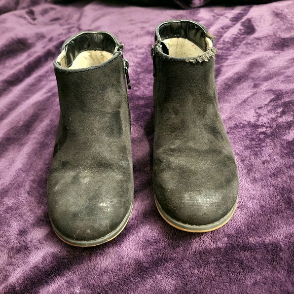 Cat & Jack Black Kids Boots - Picture 3 of 10